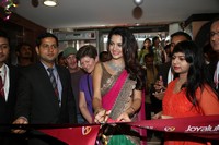 Diksha Panth at Joyalukkas International Jewellery Show Photos